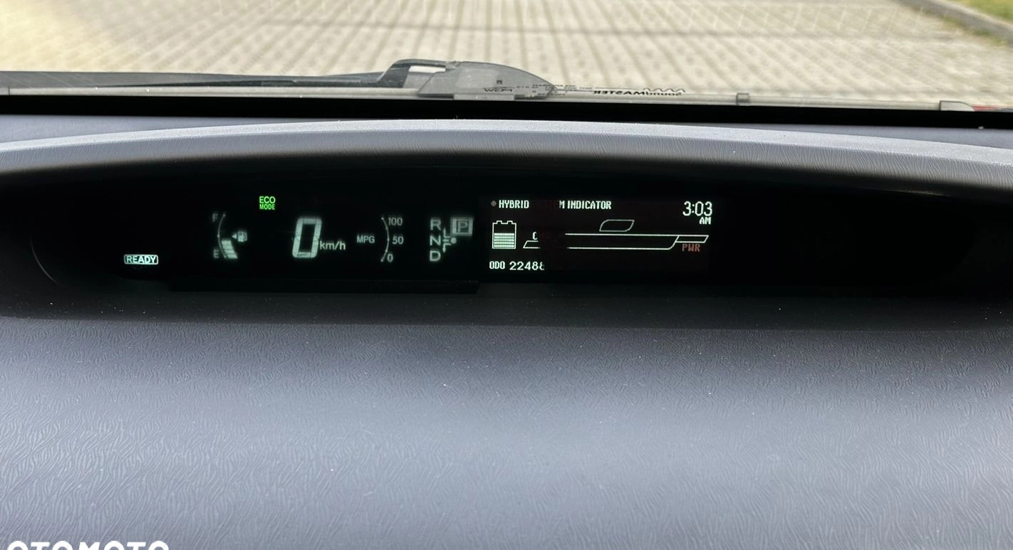 Toyota Prius cena 37770 przebieg: 224881, rok produkcji 2010 z Piaseczno małe 562